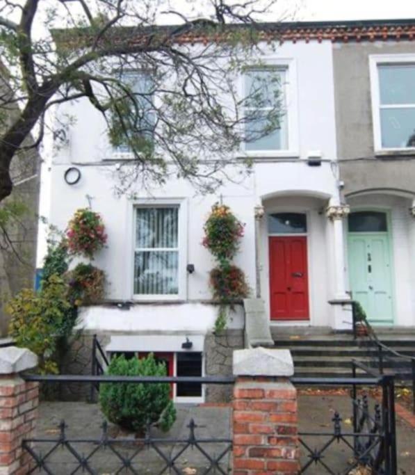 Eglinton Road - Super King - Ensuite Bray Exterior photo